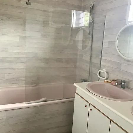 Ferienhaus Charme & Serenite En Bord De